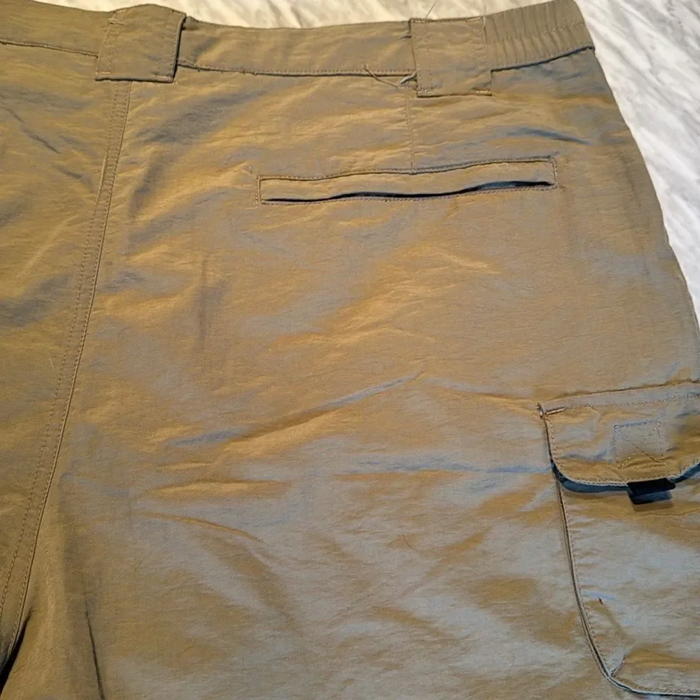 Sierra Experience khaki nylon technical cargo hiking athleisure shirts. XXL